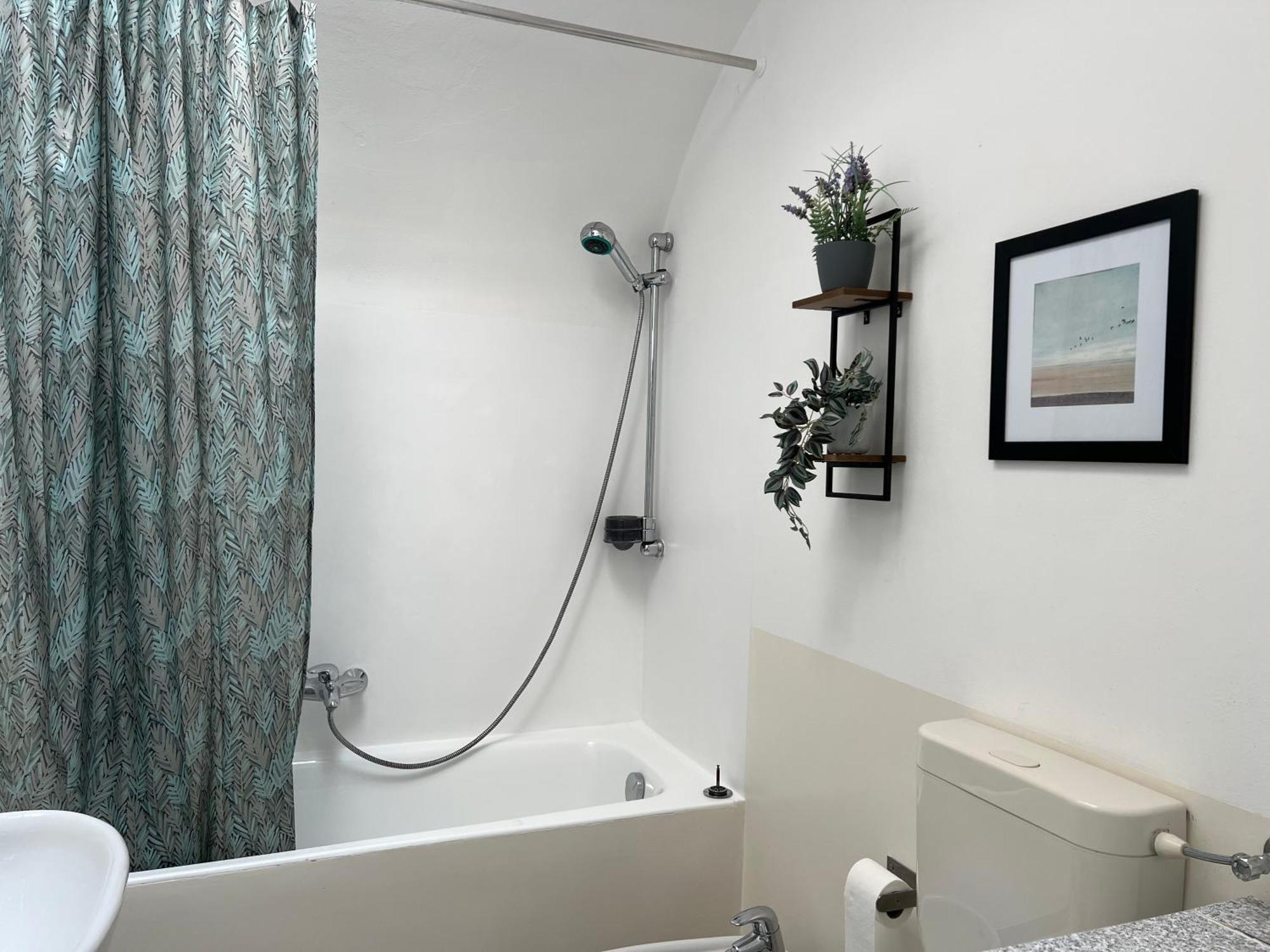 Spacious 2 Bedroom Condo Colletta エクステリア 写真